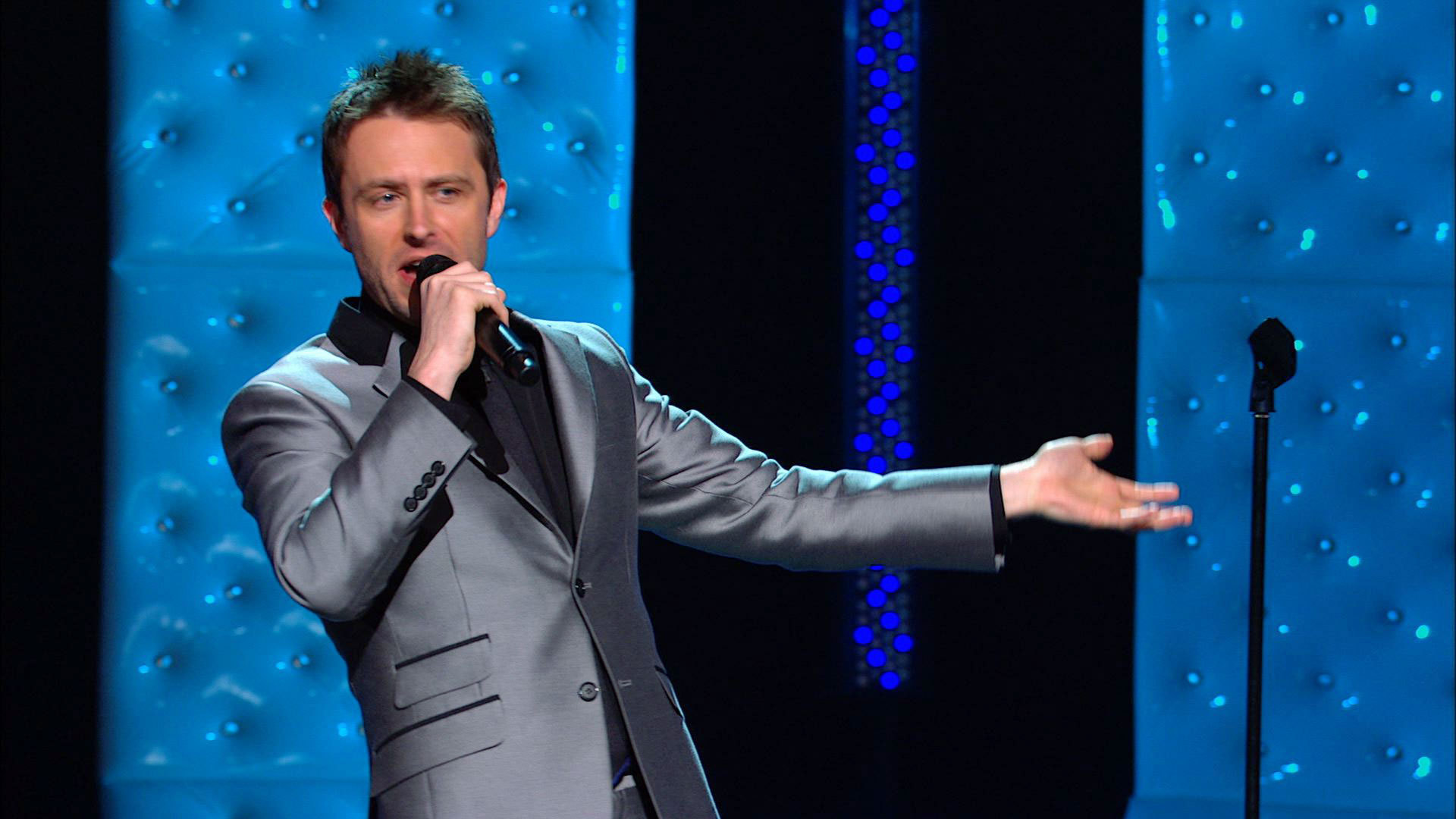 Chris Hardwick doing Mandroid stand-up