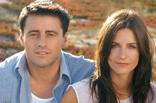 Matt LeBlanc and Courteney Cox in Friends