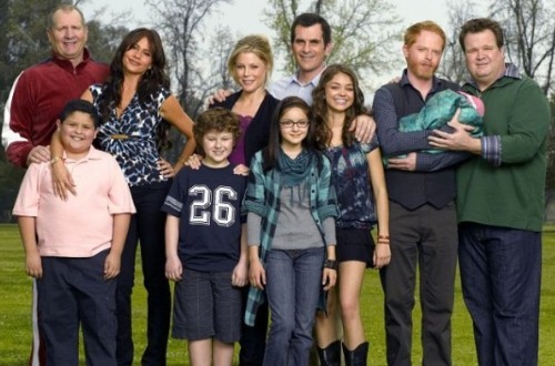 Facts From a TV Junkie: 'Modern Family'