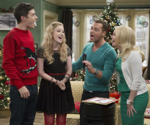‘Melissa & Joey’ EXCLUSIVE: Joey Lawrence Chats Holiday Episode & Season 3
