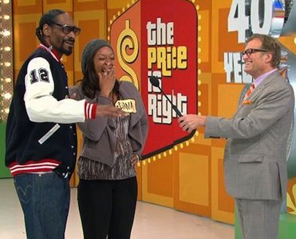 Snoop Dogg with contestant and Drew Carey
