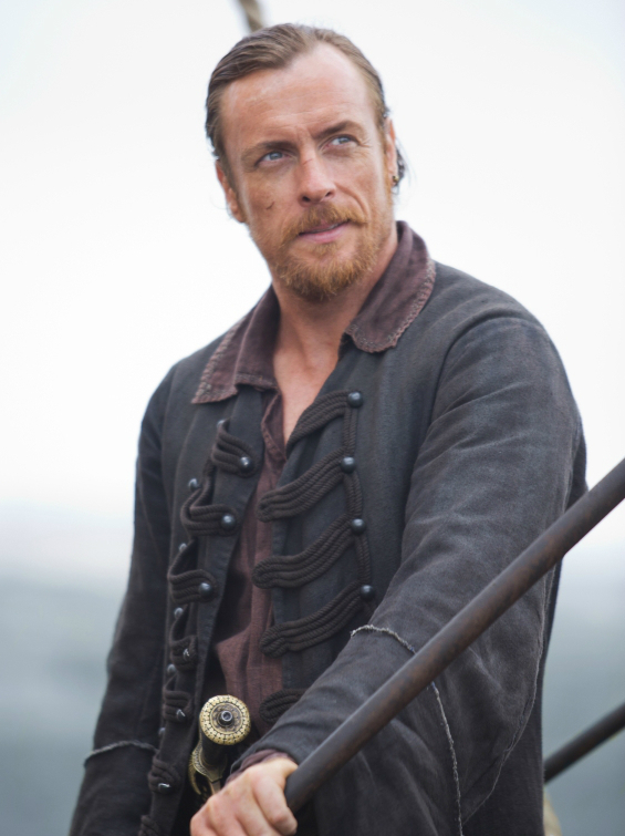 Review: 'Black Sails' an Ambitious, Toothless Foray into Blood, Booze, and Babes