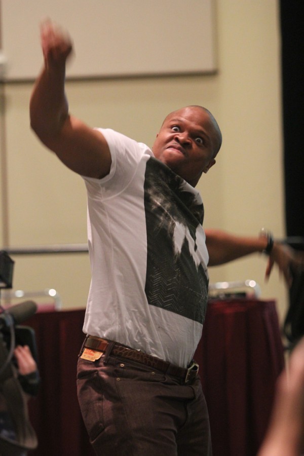 Toronto ComiCon: IronE Singleton Talks Hope, Survival, and the Well-Walker