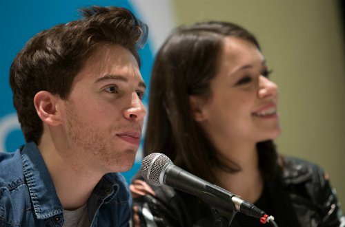 Toronto ComiCon: Tatiana Maslany & Jordan Gavaris Tease 'Orphan Black' Season 2