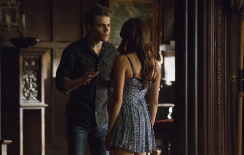 Weekly Fang Girls: Allyson & Kelly’s ‘The Vampire Diaries’ Bite