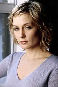 Amy Carlson