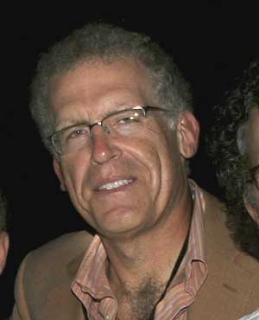 Carlton Cuse