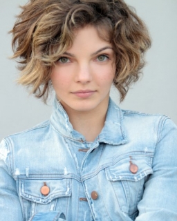 Camren Bicondova