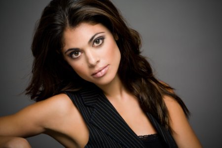 Lindsay Hartley