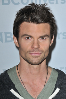 Daniel Gillies