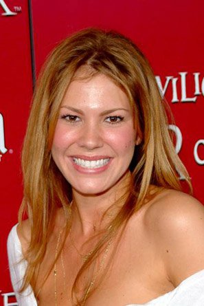 Nikki Cox