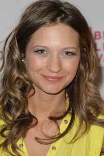 Vanessa Ray