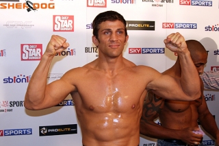 Alex Reid: The Fight of His Life