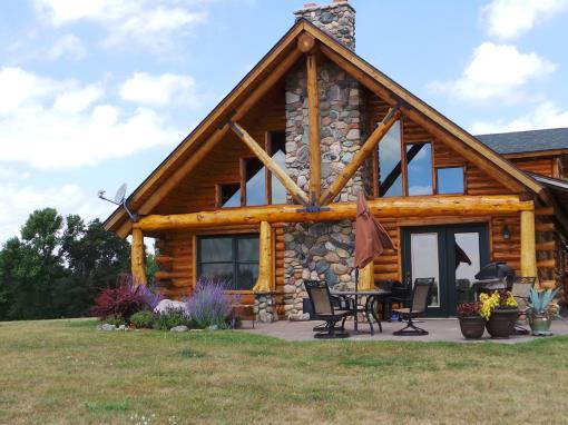 Building Log Homes